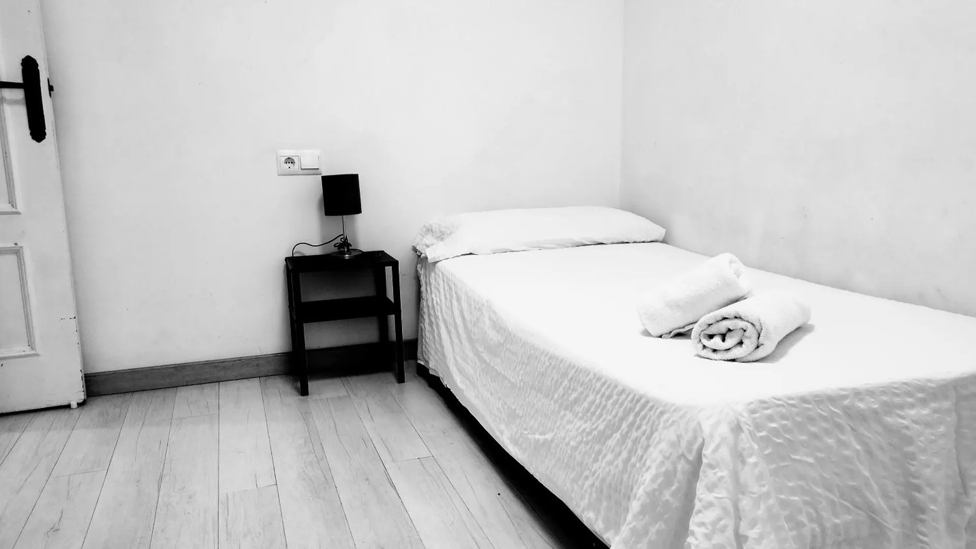 Piso Con Parkinprivado Y A10Minutosdelaplayaandando Apartment Malaga