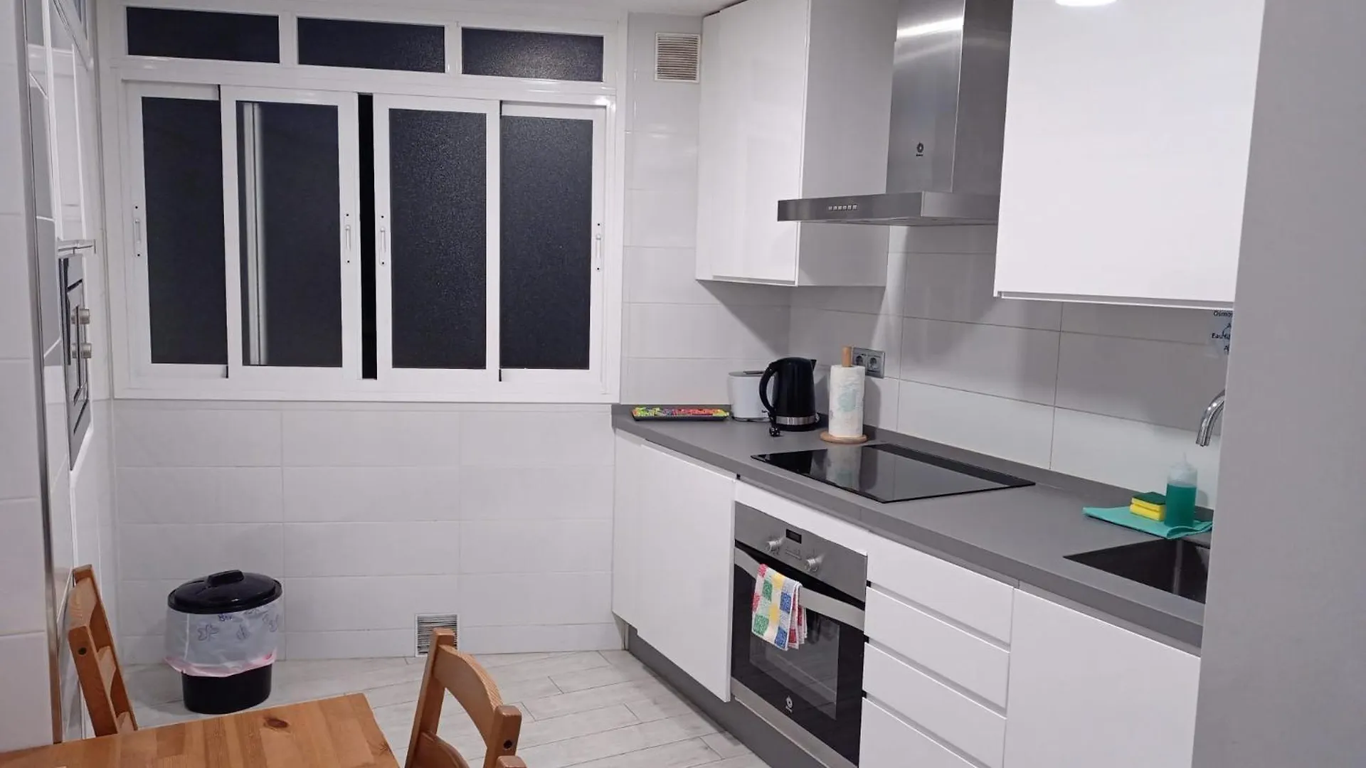 Piso Con Parkinprivado Y A10Minutosdelaplayaandando Apartment Malaga 0*,